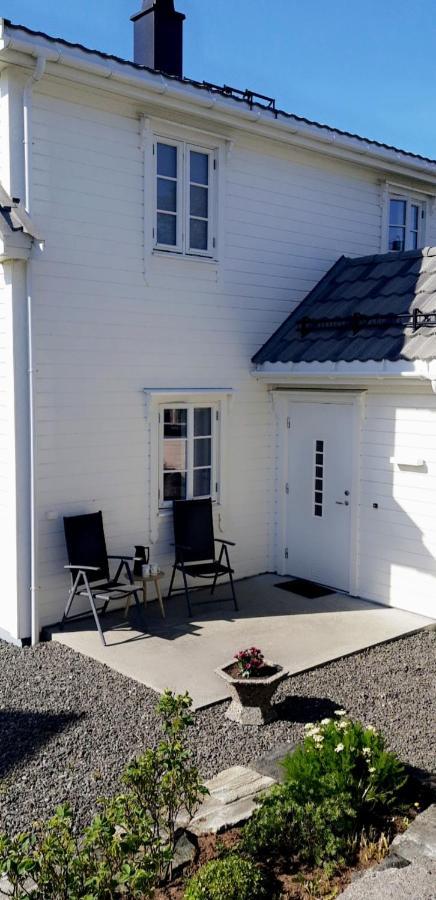 Trygheim Feriehus Bud Экстерьер фото